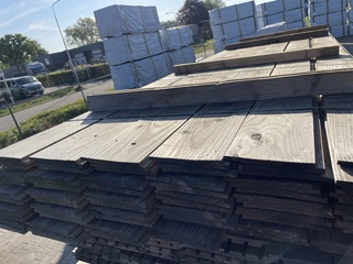 Ca. 60x Douglas Veer en Groef, 18x145mm, lengte 400cm